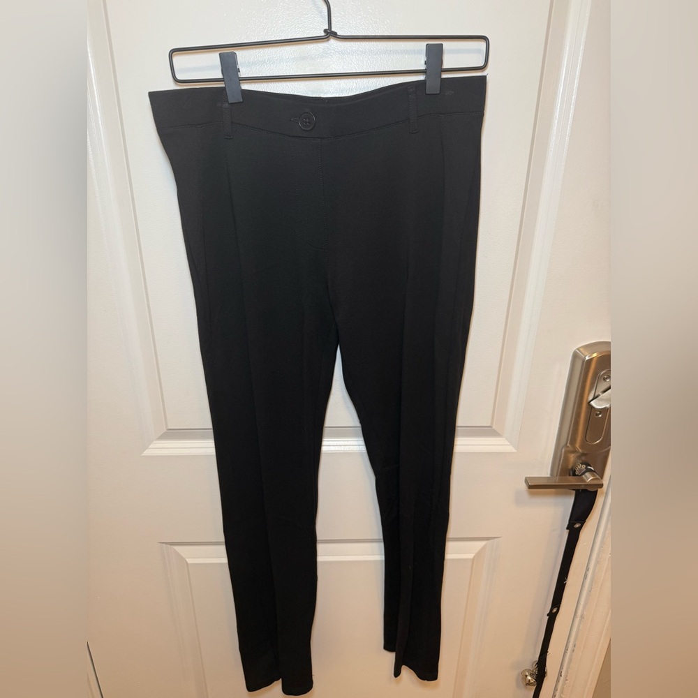 Betabrand Black Leggings Sleek Form-Fitting Design